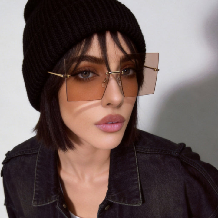 Women's fashion square sunglasses with wide lenses and delicate metal frame Bowlift
