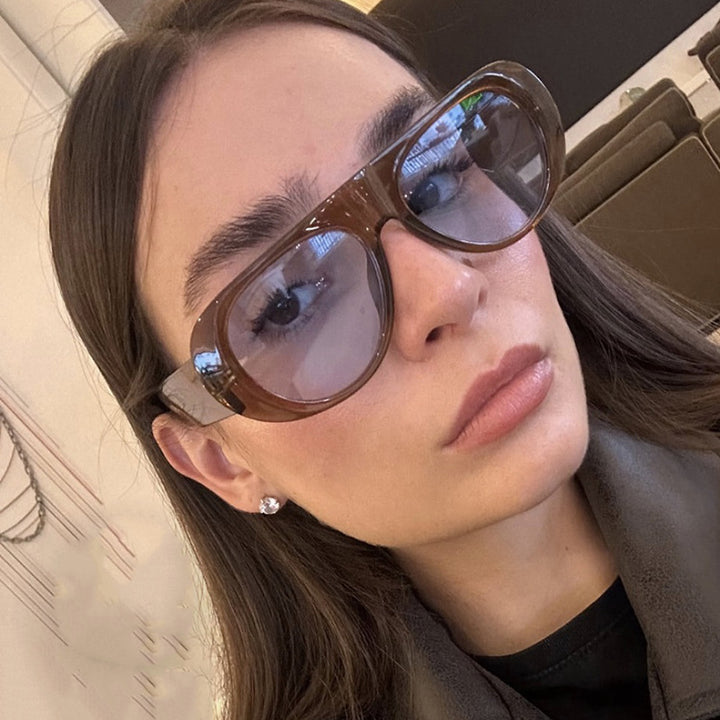 Women's Cat-Eye Sunglasses with stylish plastic frame and protective UV filter Bowlift