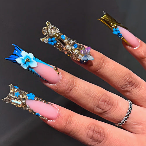 Artistic Floral Embellished Press-On Nail Extensions Bowlift
