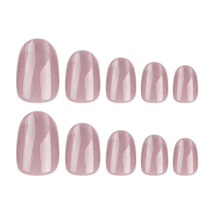 Nail art with glitter finish Bowlift