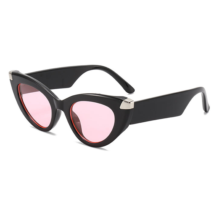 Ladies Cat-Eye Sunglasses in Luxurious Tortoise Design Bowlift