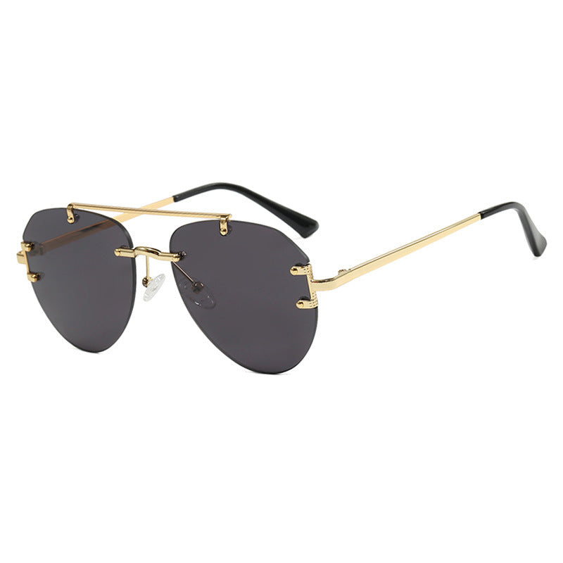 Ladies trendy sunglasses in elegant, polygonal design Bowlift