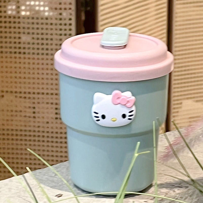 Women's reusable drinking cups with safe straw Bowlift