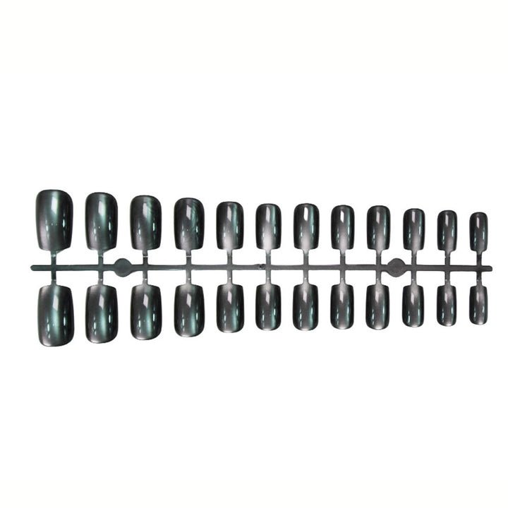 Cat-Eye Press-On Nail Set Bowlift
