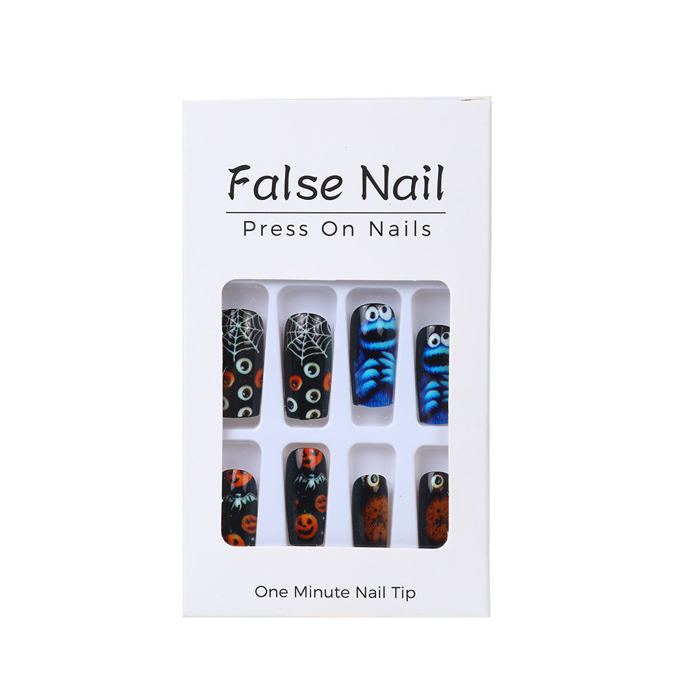 Creative Halloween-style art nails Bowlift