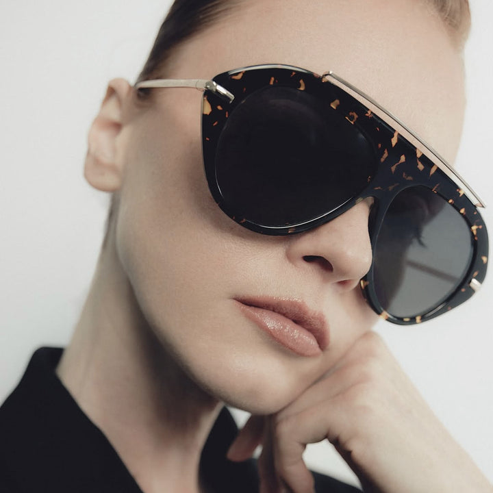 Women's sunglasses in an elegant hexagon design Bowlift