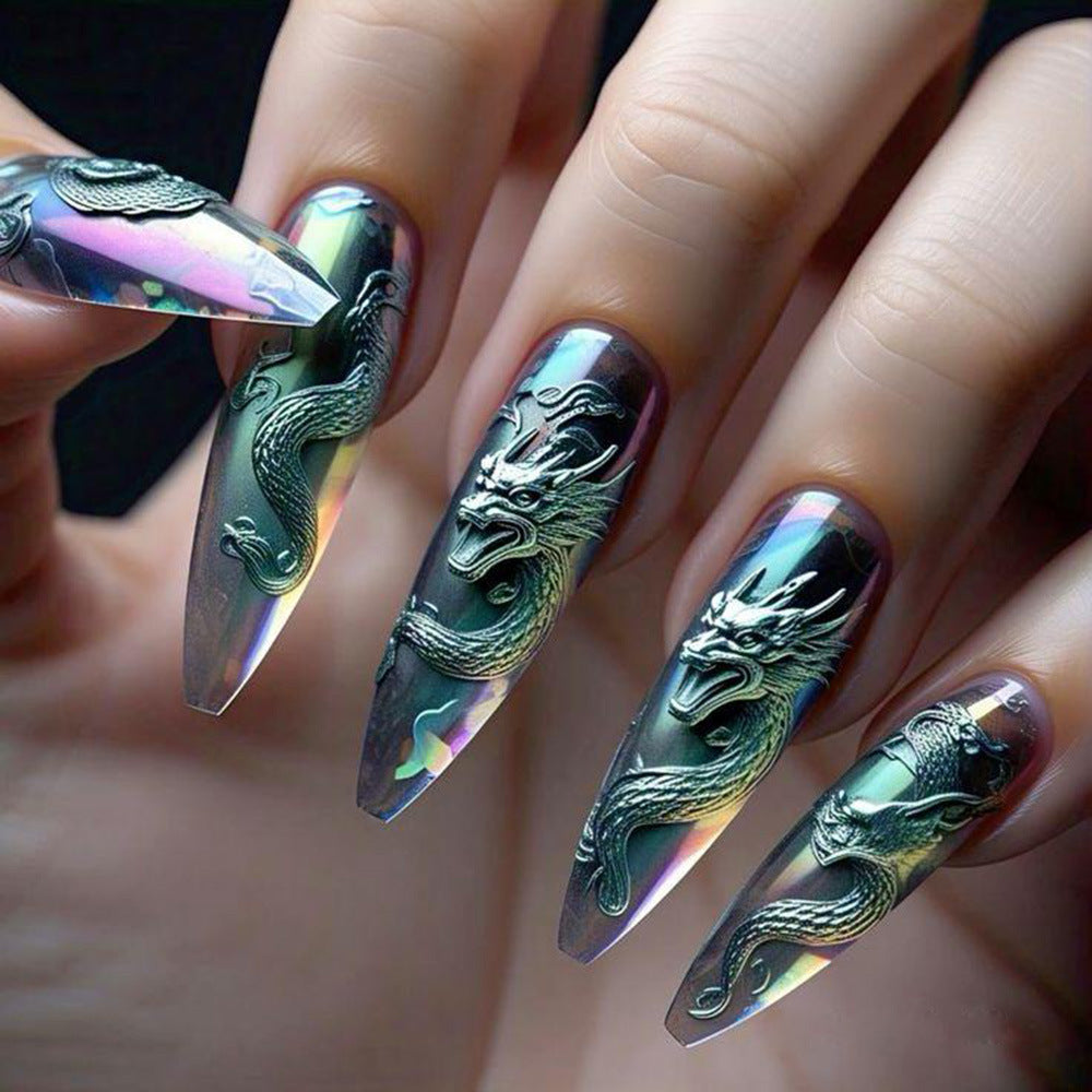 Artificial nails with impressive dragon relief Bowlift