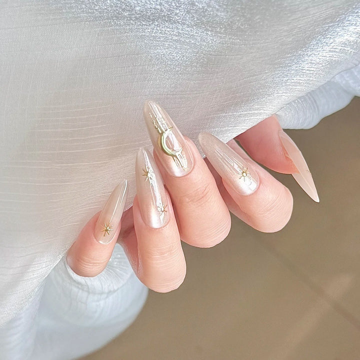 Stiletto Nail Art Set Bowlift