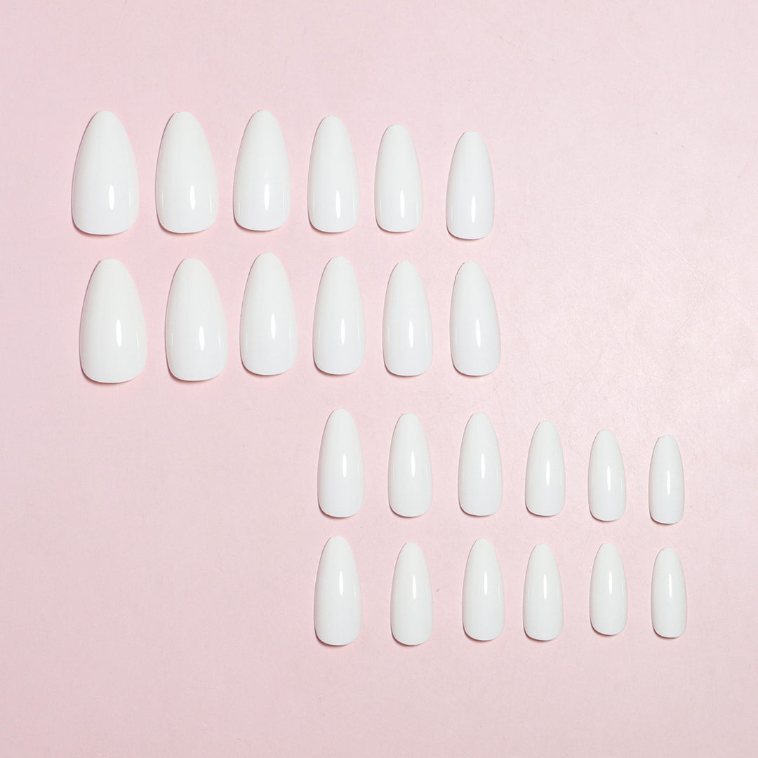 Elegant DIY Press-On Nail Set Bowlift