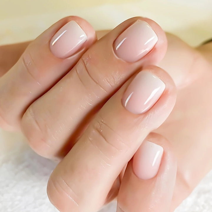 Glossy Press-On Nail Set Bowlift