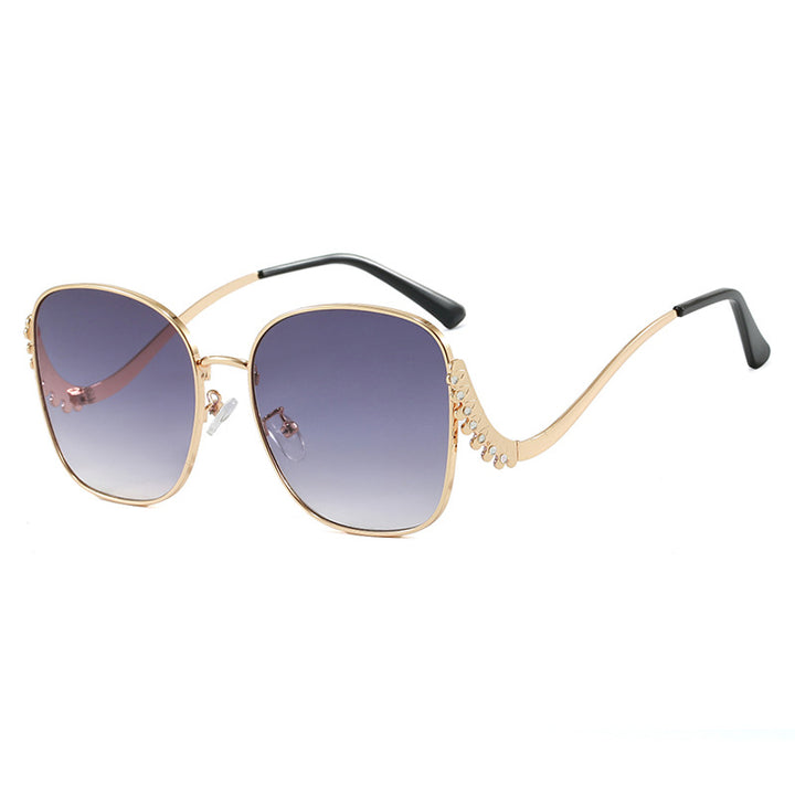 Women's striking sunglasses with sparkling appliqués Bowlift