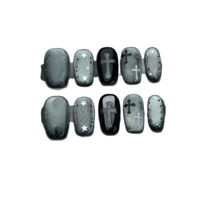 Gothic-Inspired Press-On Nail Art Set Bowlift