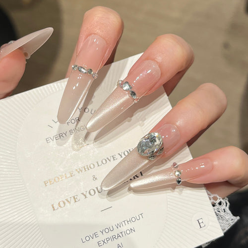 Luxury Rhinestone-Embellished Press-On Nail Set Bowlift