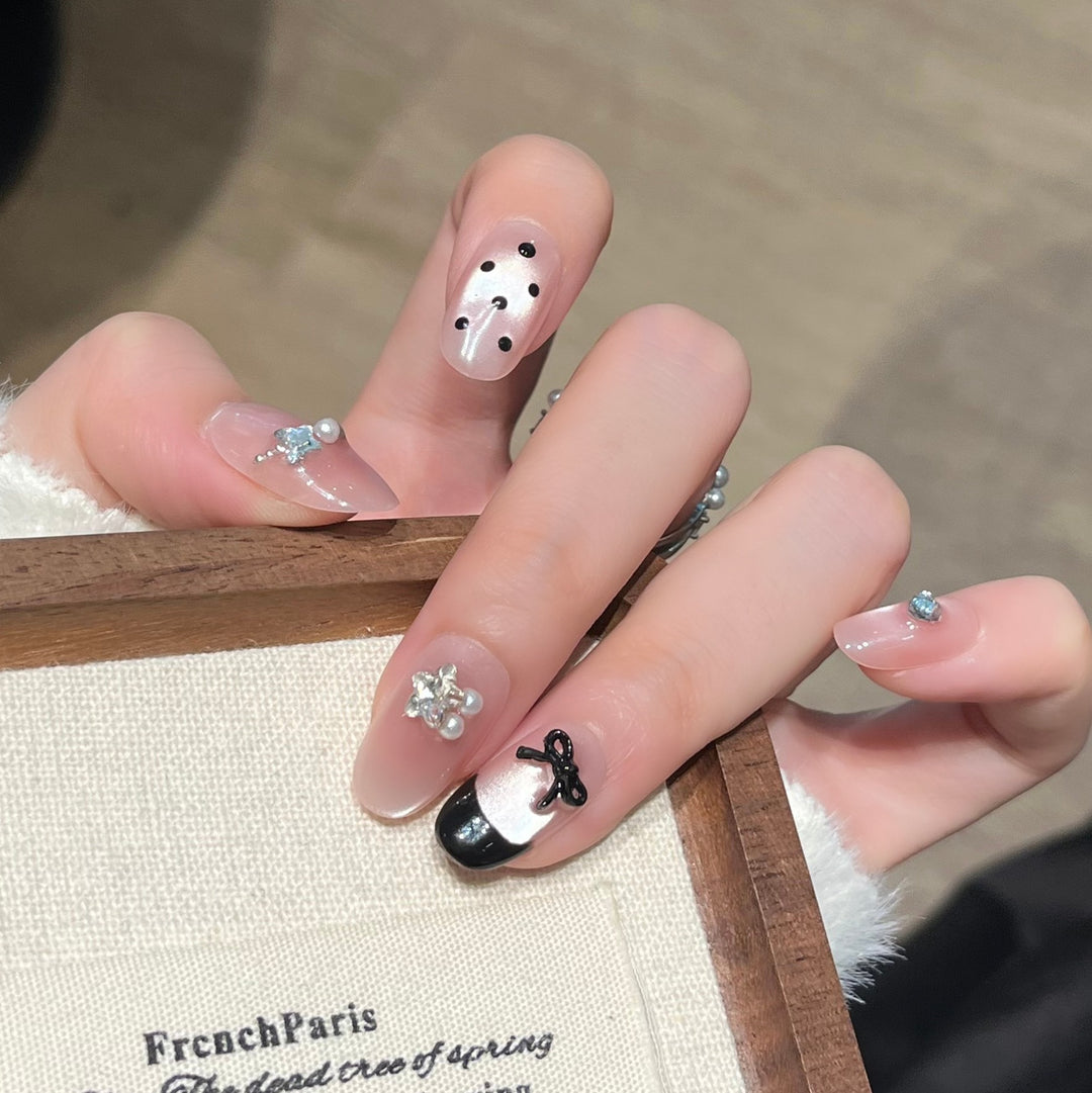 Decorative Rhinestone Nail Art Bowlift