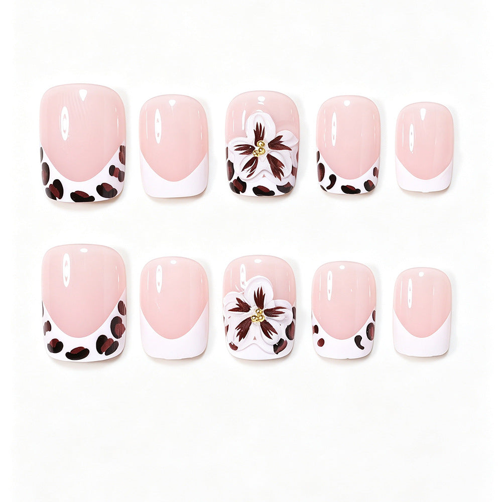 Floral Accent Nail Art Kit Bowlift