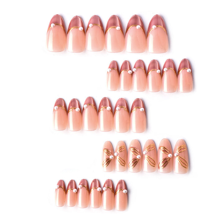 Glamorous Press-On Nail Set with Decorative Accents Bowlift