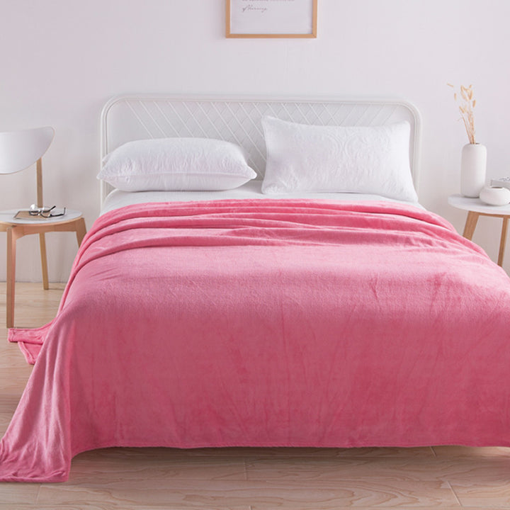 Women's elegant blanket Bowlift