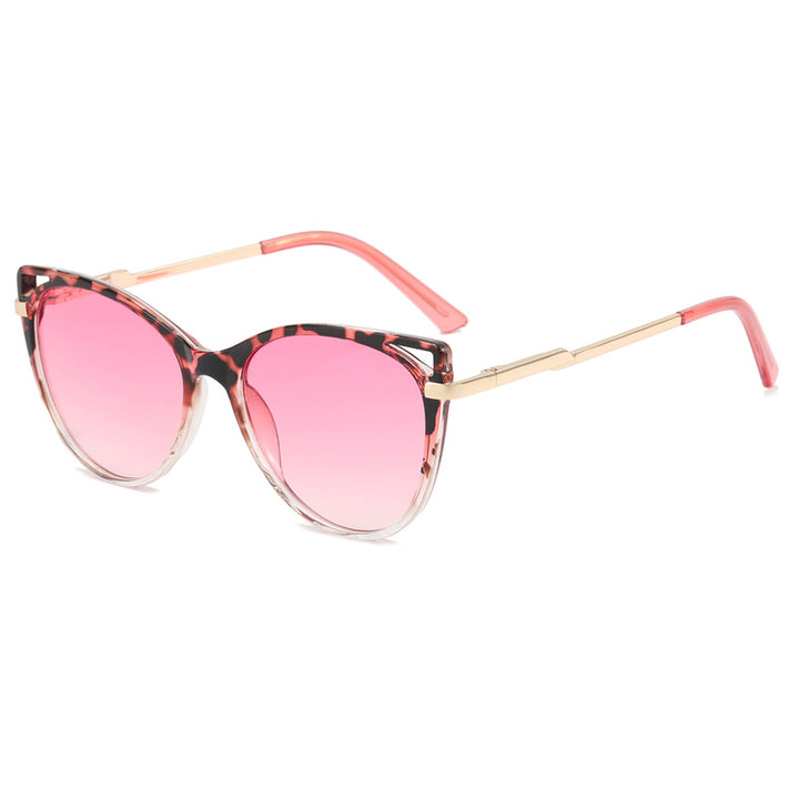 Ladies trendy cat-eye sunglasses with mirrored lenses Bowlift