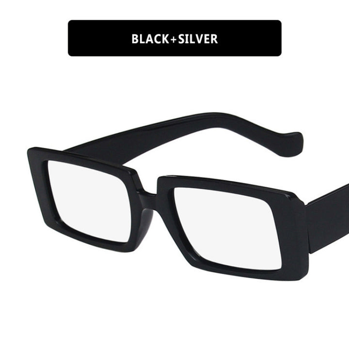 Ladies fashionable square sunglasses in elegant retro style Bowlift
