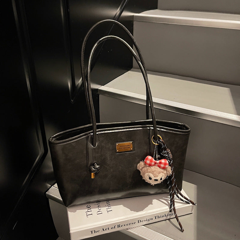 Elegant Structured Leather Handbag Bowlift