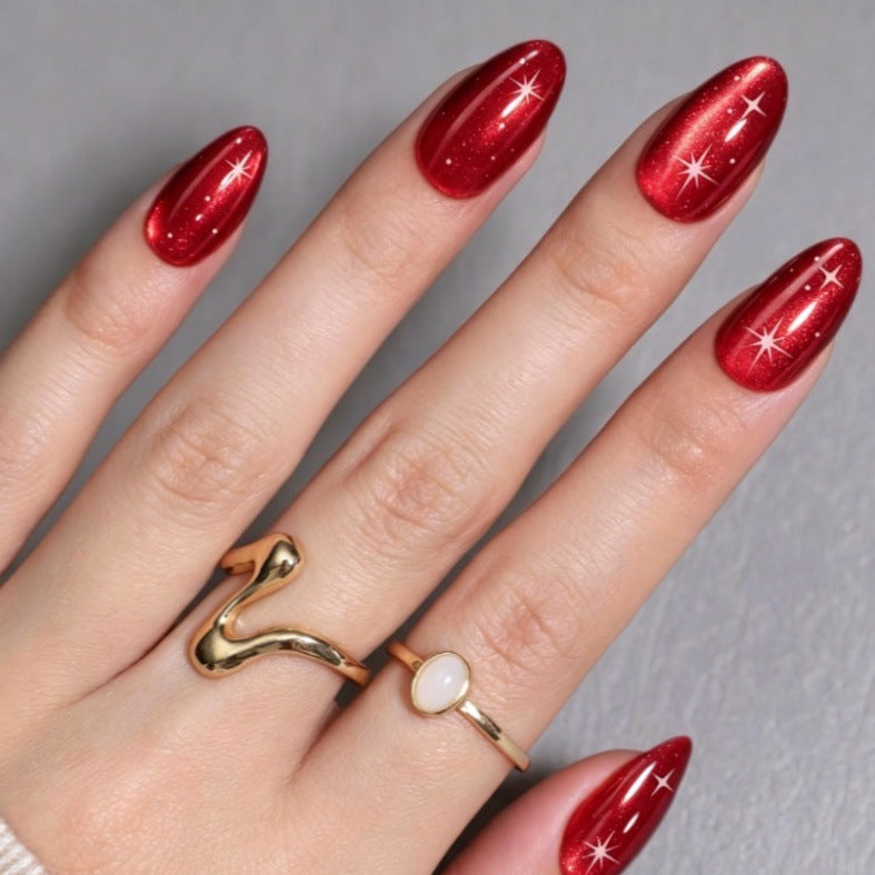 Glamorous Press-On Nail Design Bowlift