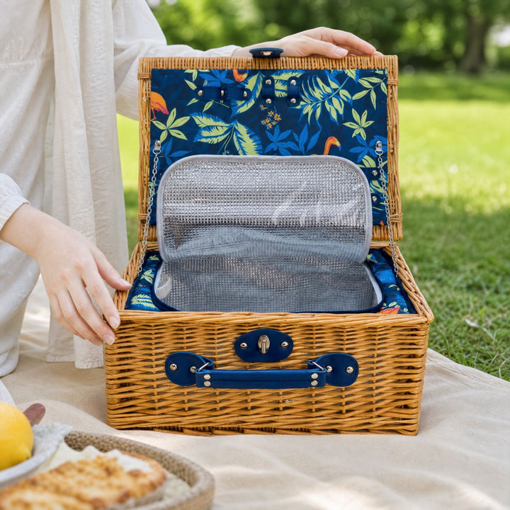 Ladies luxurious picnic basket with integrated crockery set and insulated cooler compartment Bowlift