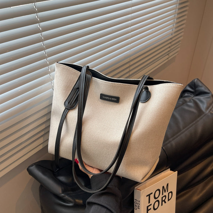 Spacious Utility Tote Bowlift