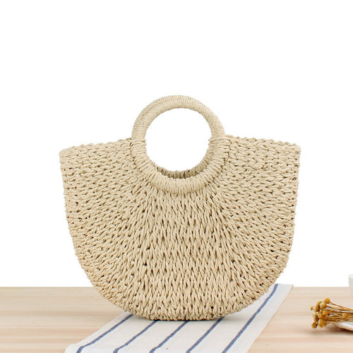 Beach bag made of durable woven material with modern circular design Bowlift