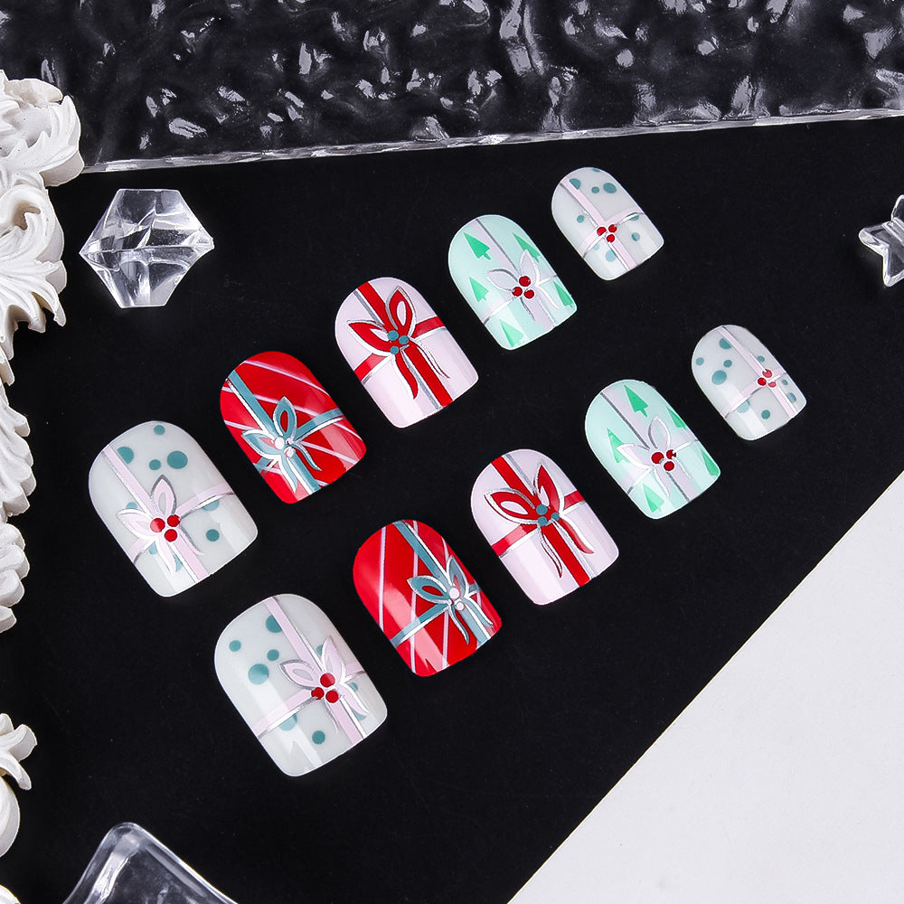 Festive Themed Press-On Nail Art Bowlift