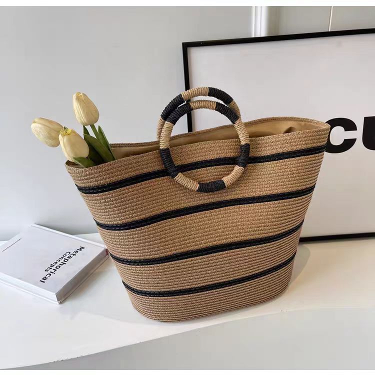 Elegant and Structured Basket Bag with Round Handles Bowlift