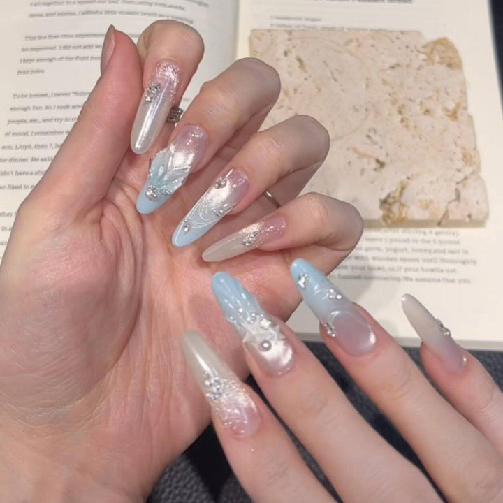 Decorative Press-On Nail Design Set Bowlift