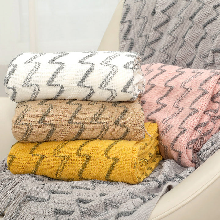 Women's Decorative Zigzag Knit Blanket Bowlift