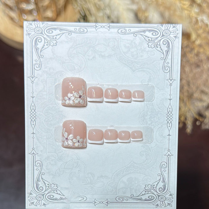 Floral-Themed Decorative Press-On Nail Set Bowlift