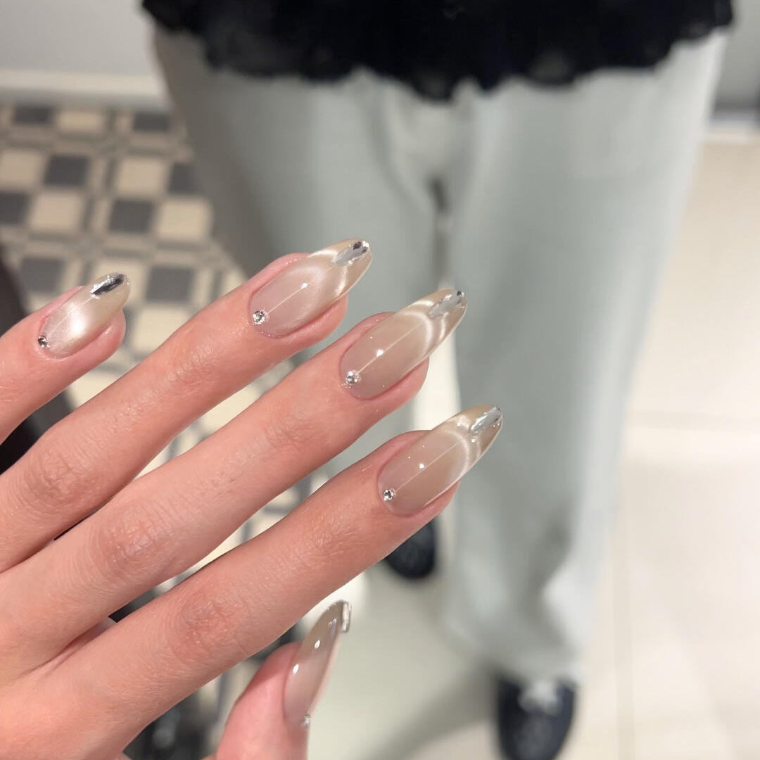 Artificial Nail Set with Elegant French Style Bowlift
