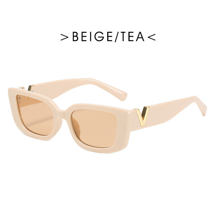 Ladies fashionable sunglasses in clear design Bowlift