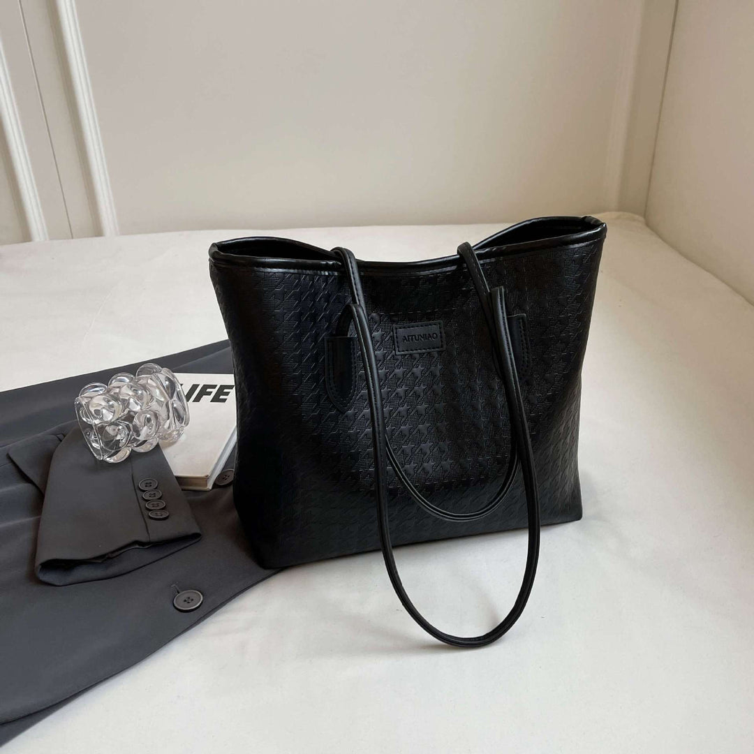 Elegant Structured Tote Bag Bowlift