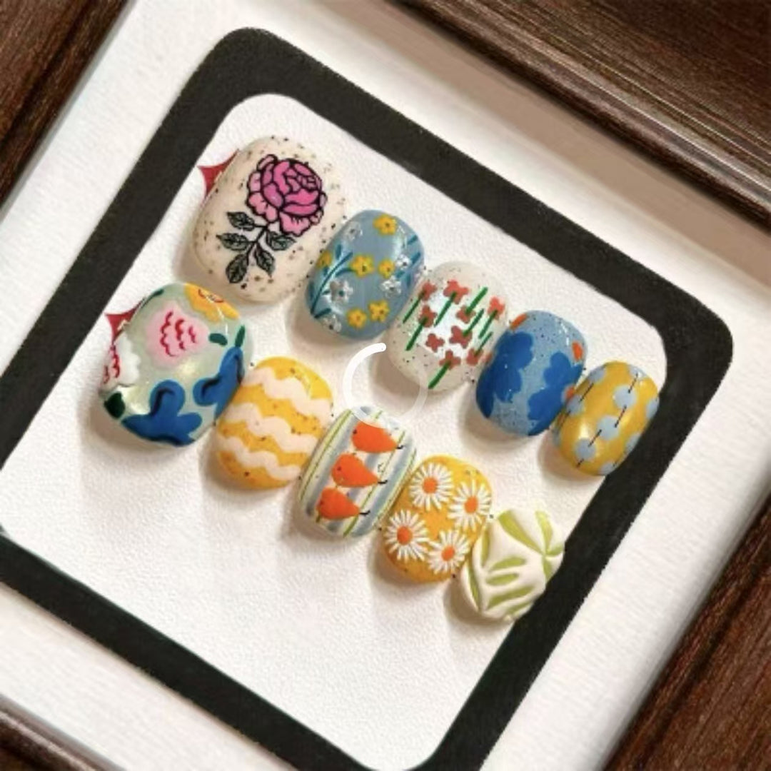 Artistic Floral and Nature-Inspired Nail Design Set Bowlift