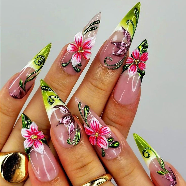 Artificial nails with exquisite floral pattern Bowlift