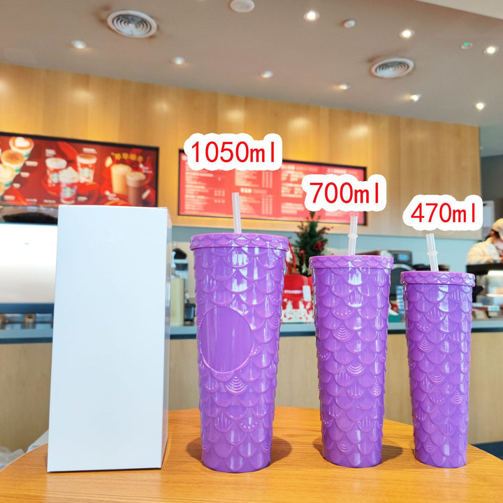 Ladies trendy drinking cups in wave pattern Bowlift