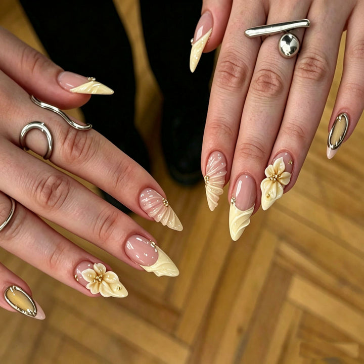 Elegant Press-On Nail Tips with Decorative Bow Bowlift