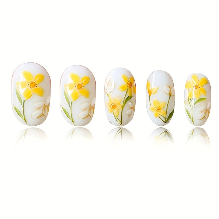 Floral-Themed Press-On Nail Art Set Bowlift