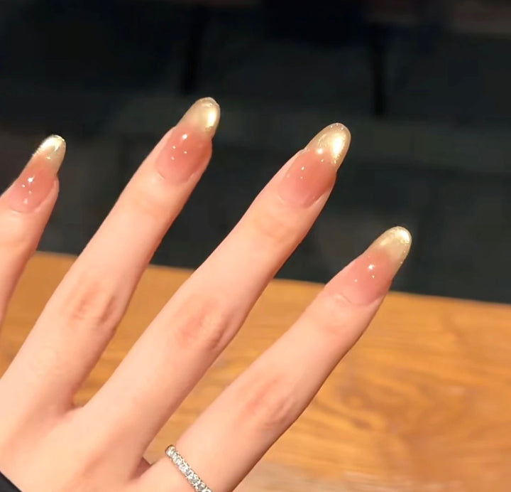 Elegant Artificial Nail Tips Bowlift