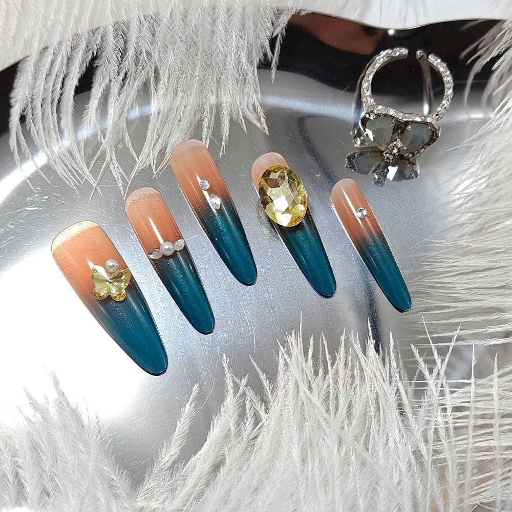 Designer Nail Tips Bowlift