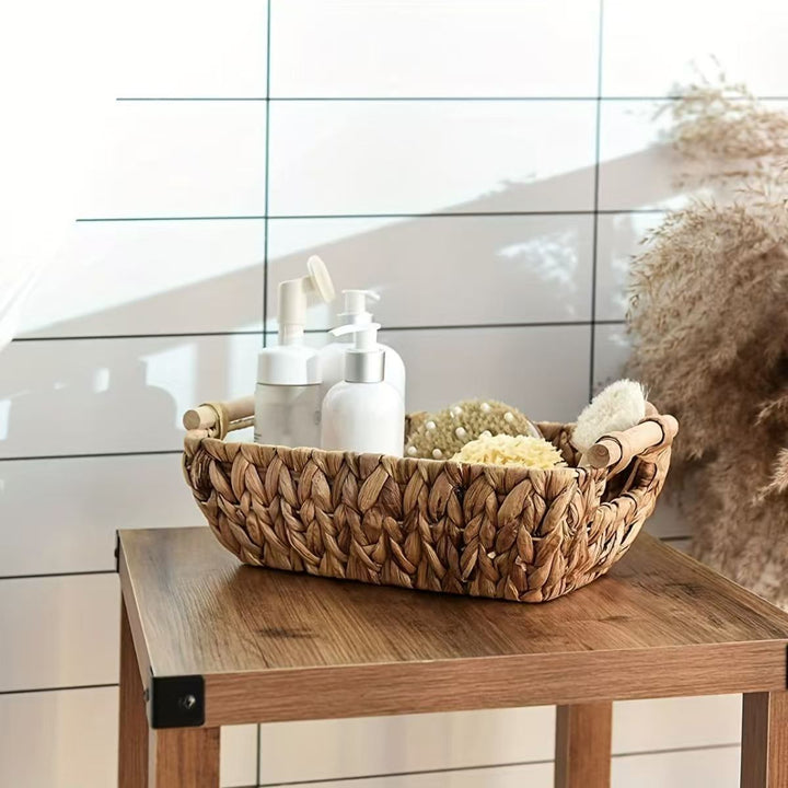 Decorative toilet paper basket Bowlift