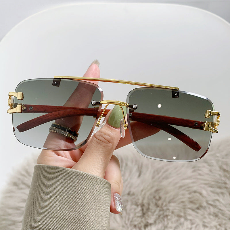 Women's fashionable glasses with stylish wooden frame Bowlift