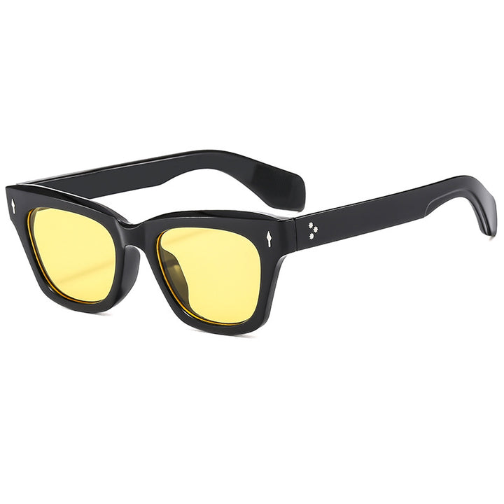 Women Cat-Eye Sunglasses with modern, transparent frame and UV protection Bowlift