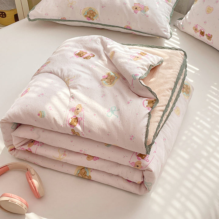 Ladies comfort duvet with delicate floral pattern and high-quality filling Bowlift