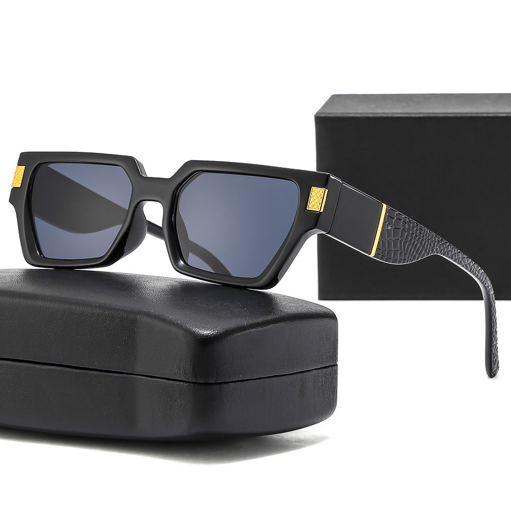 Women's Fashion Sunglasses in a striking design with Honeyglass and textured frame Bowlift