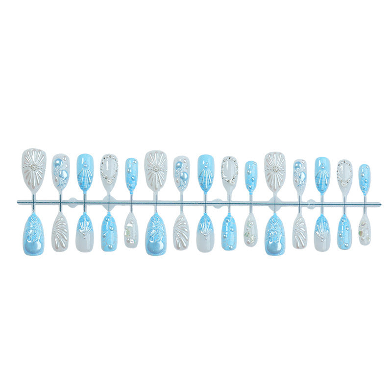 Artificial nail set with elegant embellishments and glittering accents Bowlift