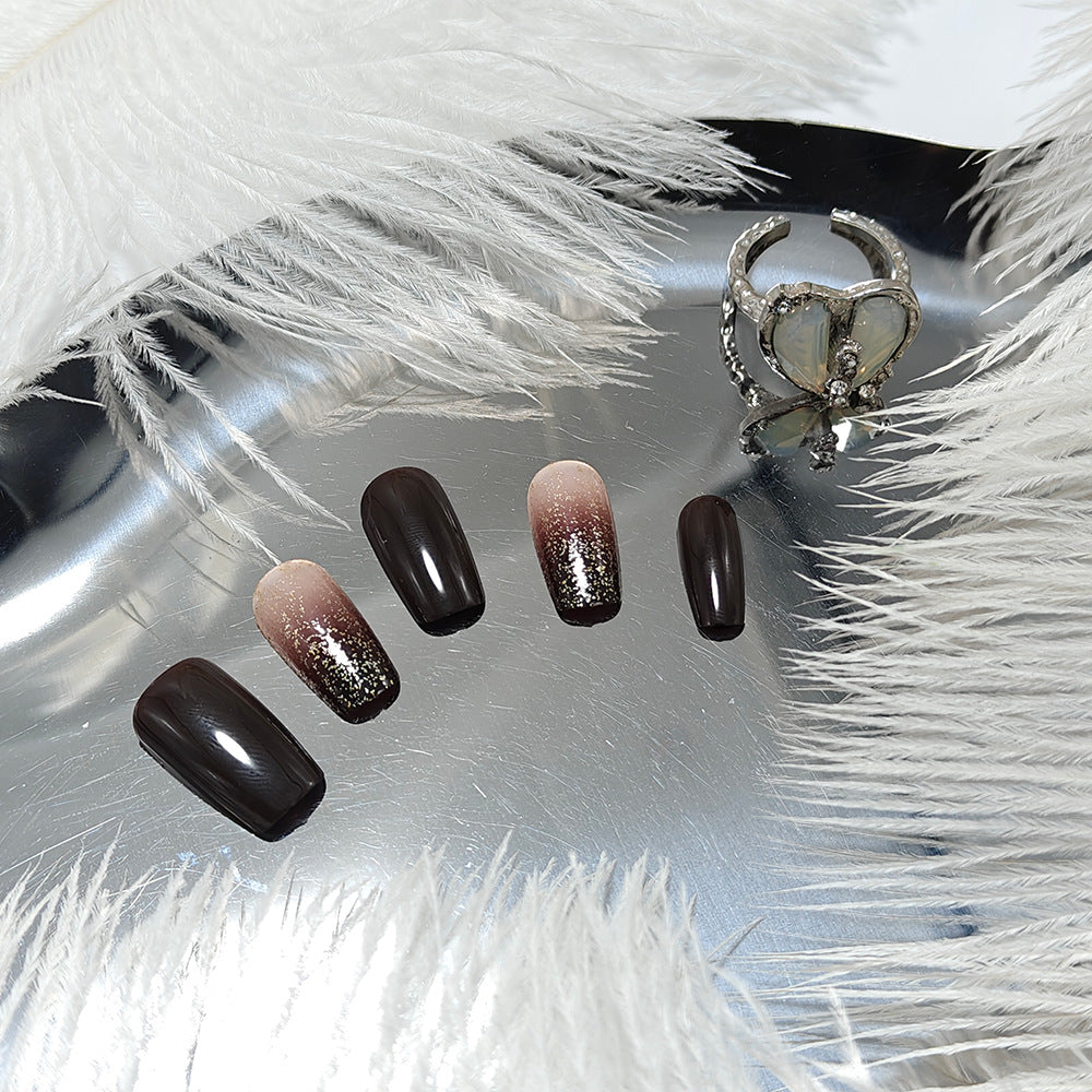 Artifical nails with glitter design Bowlift